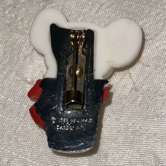 Vtg Hallmark Xmas plastic white mouse in silver thimble with red bow brooch/pin - Picture 3 of 4